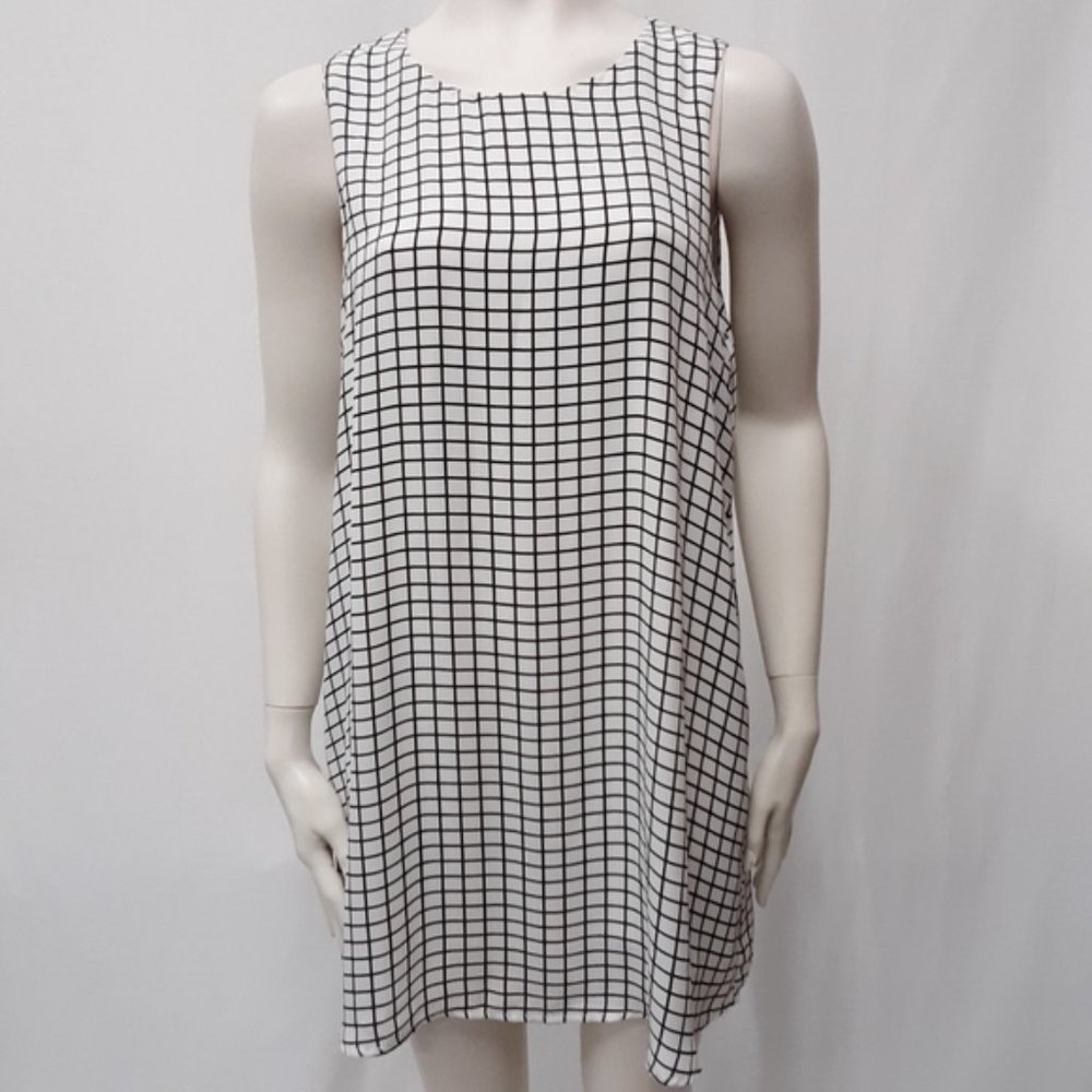 Vintage Sleeveless Mini Sheath Dress